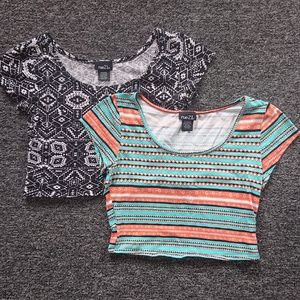 Set of 2 Rue 21 Crop Tops